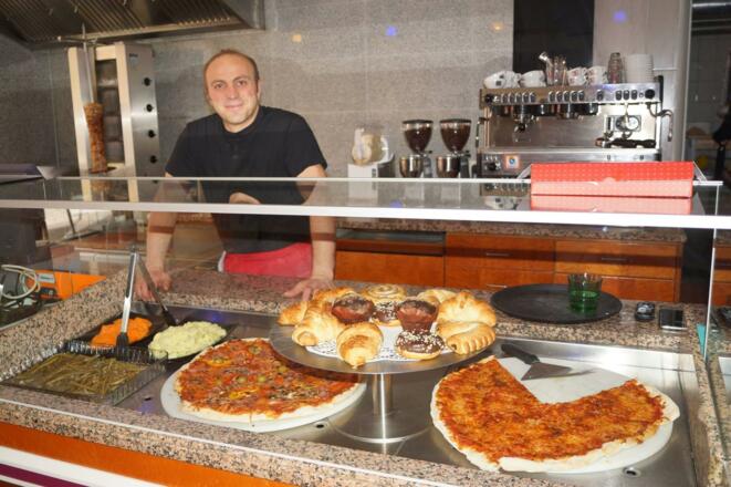 Pizzeria Vesuvio Theke