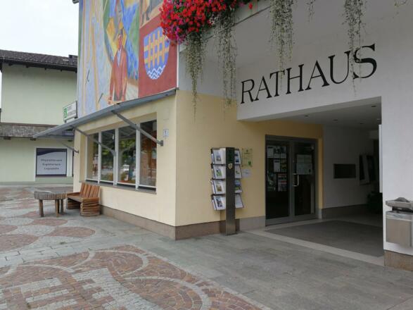 Tourismusbüro Kramsach Eingang