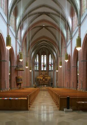 Katholische Pfarrkirche Zum Heiligsten Herzen Jesu 5
