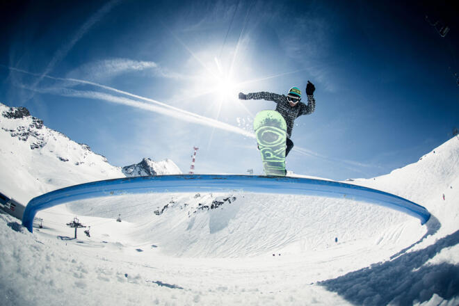 Snowpark Action Rider: Dominik Wagner © (c) Markus RohrbacSnowpark Action - Rider: Dominik Wagner