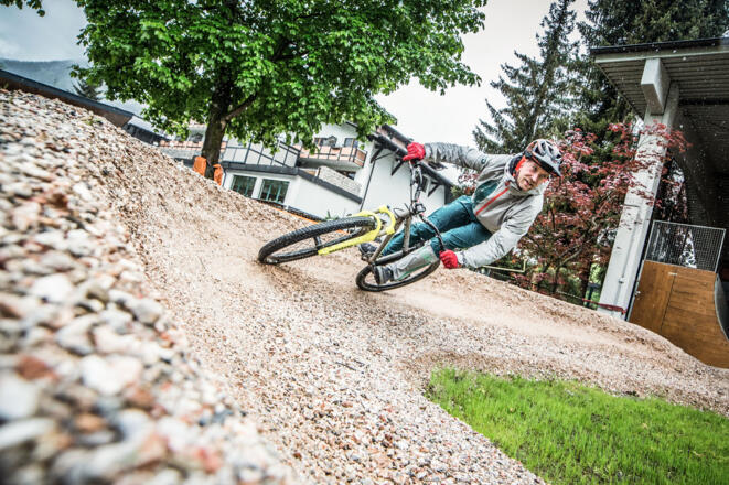 Pumptrack Funsport-, Bike- &amp; Skihotelanlage Tauernhof