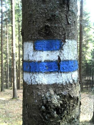 Nordwaldkammweg-Markierung