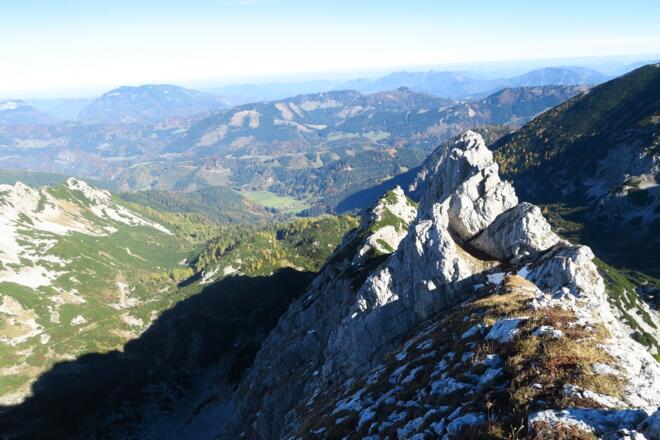 Links mittig der Mannsberg und nochmal der Nordgrat auf den Mitterberg