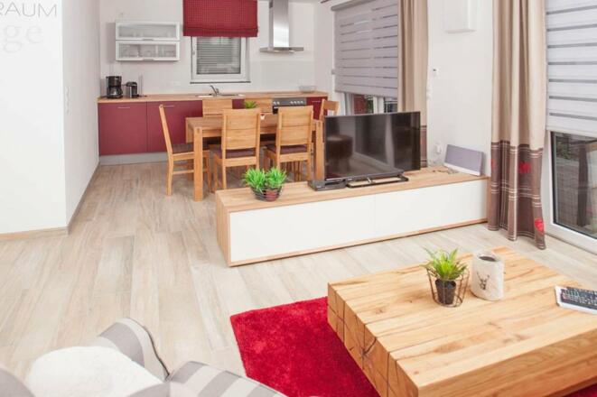 Wohn- und Essbereich mit Küche