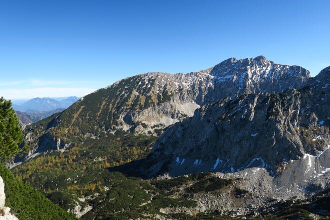 Im Osten Langstein und Kreuzmauer