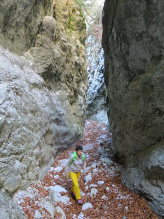 Die Hundskirche markiert auch gleichzeitig das Ende der Klamm, ab nun ...