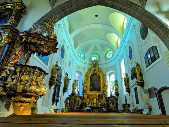 Pfarrkirche Altmünster Altarraum