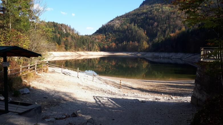 Im Oktober 2018 hatte der Nussensee nach einer Trockenperiode einen ungewöhnlichen Tiefststand.