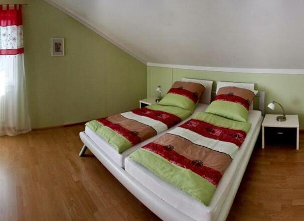 Haus Christine - Schlafzimmer 1