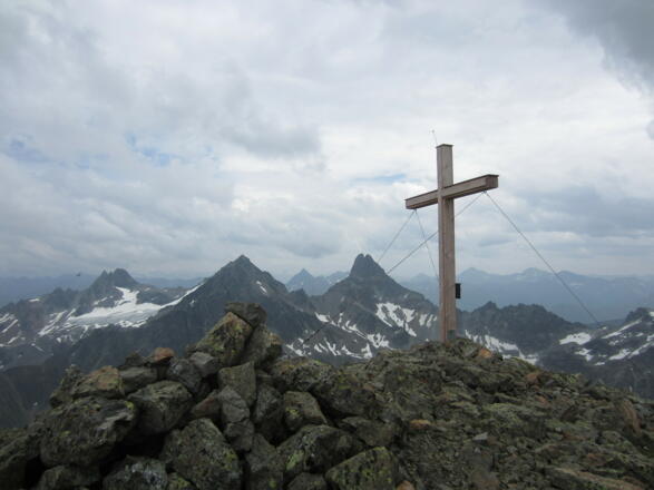 Gipfelkreuz östliche Faselfadspitz