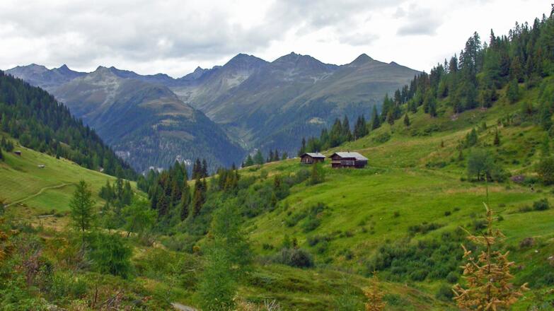 Blick von der Brugger Alm in die Lasörlinggruppe