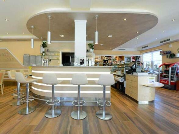 Cafe - Bäckerei Winkl_Innen1