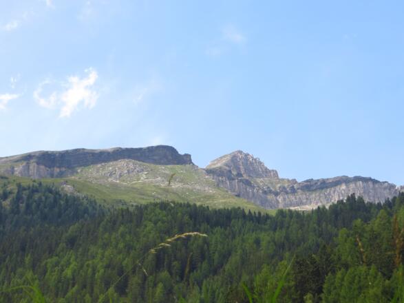 Von Kematen, dem Endpunkt der Tour der stolze Gipfel des Wolfendorns