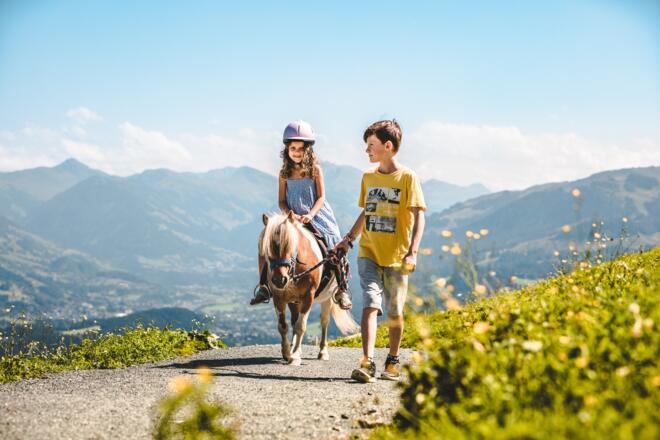 Ponyreiten auf 1.300 m Seehöhe