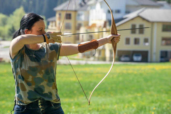 Mitzi Aumühle Bogen