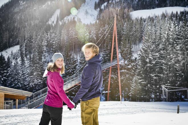 Baumzipfelweg &amp; Golden Gate Brücke der Alpen im Talschluss von Saalbach Hinterglemm