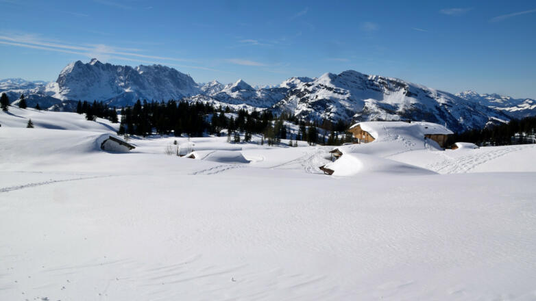 Eggenalm mit Kaiserblick