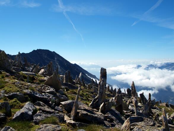 Steinmandlfeld unterm Gipfel 2860 m