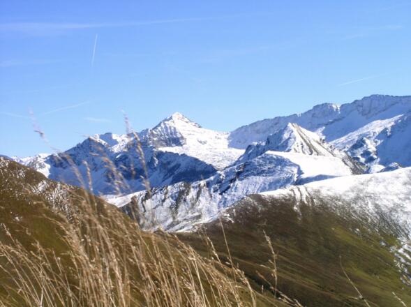 Keeskogel 2884m vom Throneck gesehen.