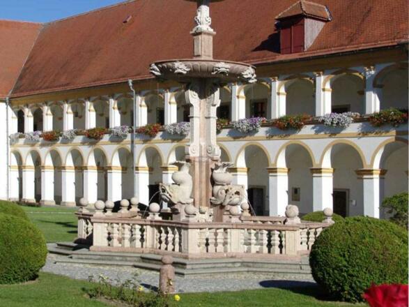 Augustiner-Chorherrenstift Reichersberg