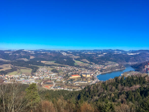Blick auf Grein von der Gobelwarte des ÖTK