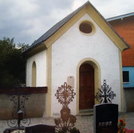 Seelenkapelle am Friedhof