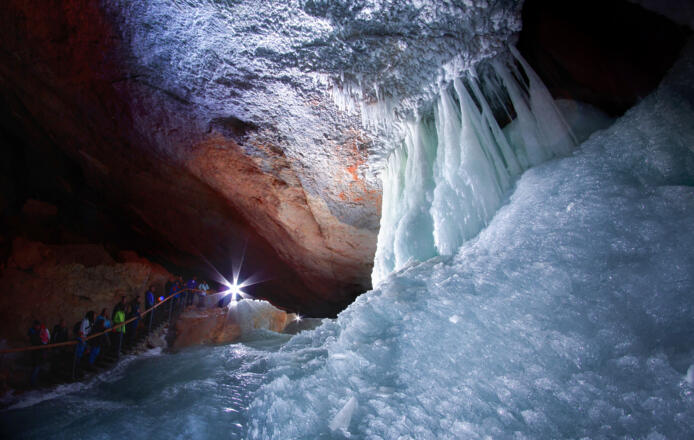 Dachstein Rieseneishöhle am Krippenstein