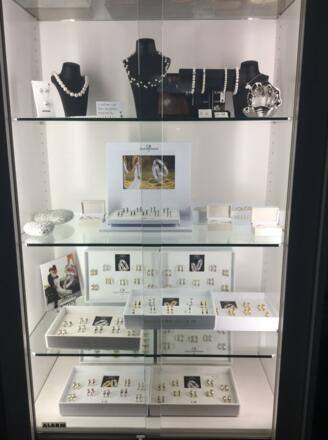 Uhrenschmuck Rupprechter Vitrine
