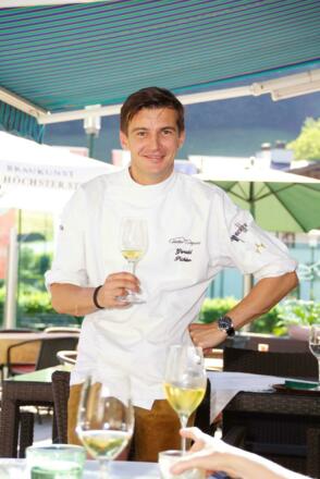 Der Chefkoch und Wirt
