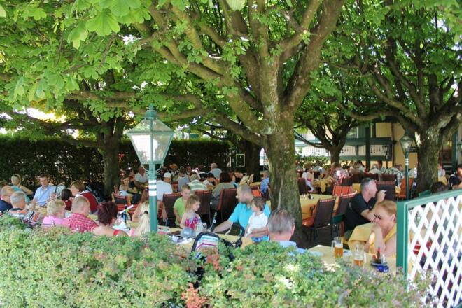 Brückenwirt Gastgarten