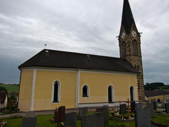 Kirche in Waldkirchen am Wesen
