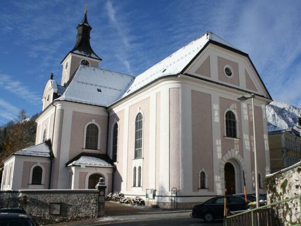 Pfarrkirche im Winter
