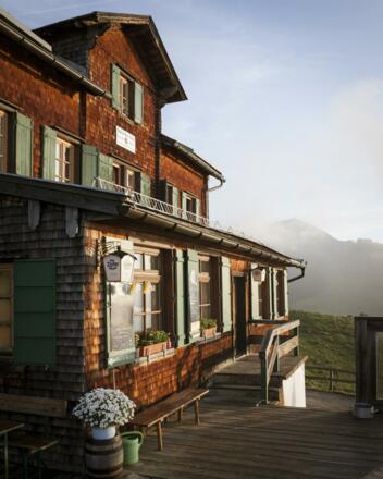 Bayreuther Hütte - Terrasse