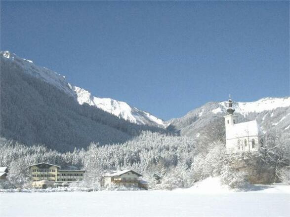 Torrenerhof &amp; Nikolauskirche