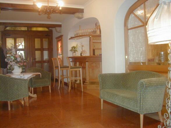 Gönnen Sie sich einen Drink an der Bar