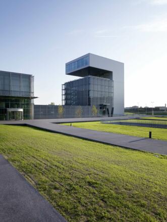 voestalpine stahlwelt aussen(c)voestalpine.jpg