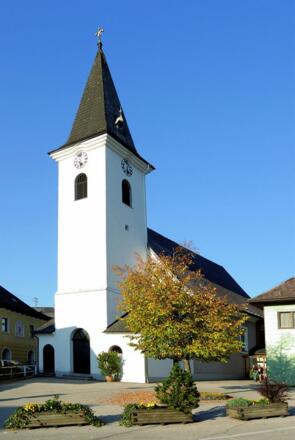 Pfarrkirche Maria Schnee in Neukirchen