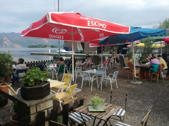 Klimbim Büffer Café am See Gastgarten 2