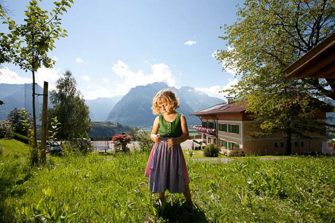 Panorama_Haus hinten_Paula