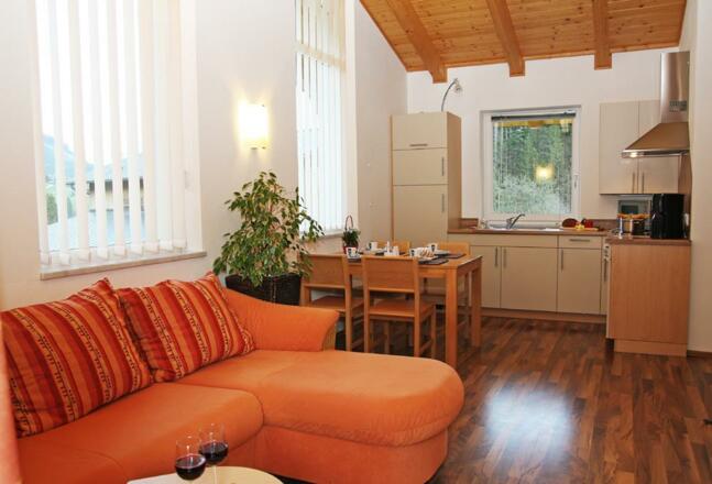 Wohnraum mit Kochnische