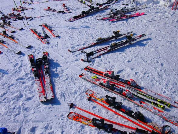 Wer findet seine Schi?