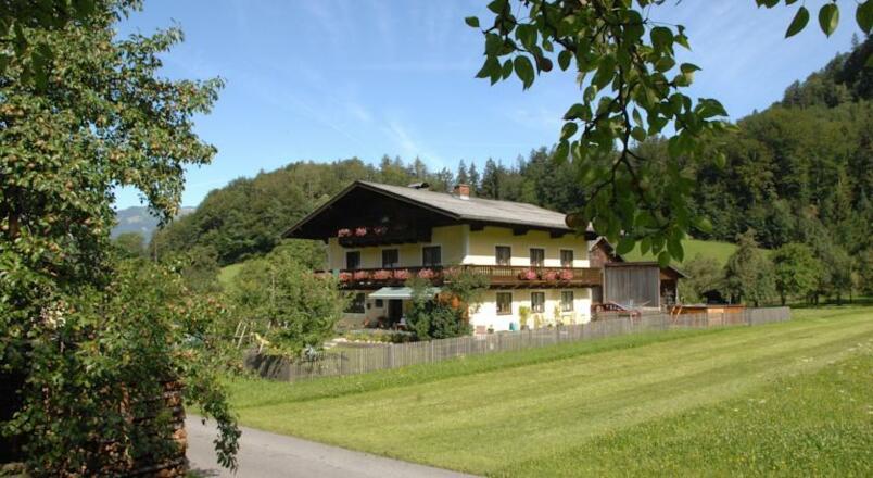 Bauernhof im grünen