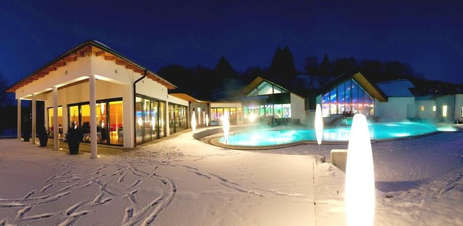 Außenaufnahme Winter Med.Zentrum