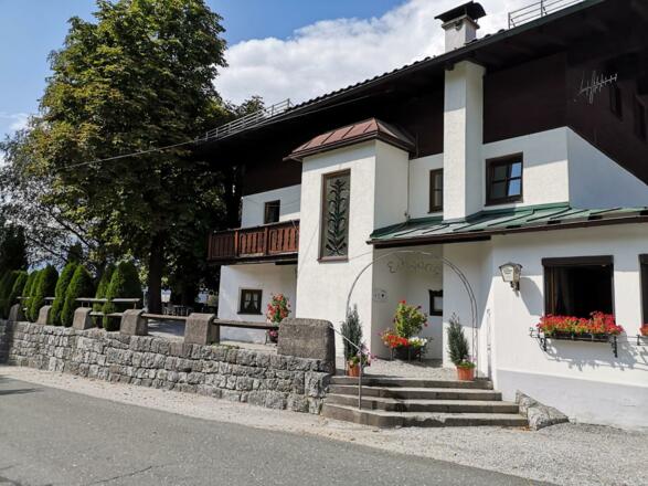 Gasthof Möslbichl Seitenansicht