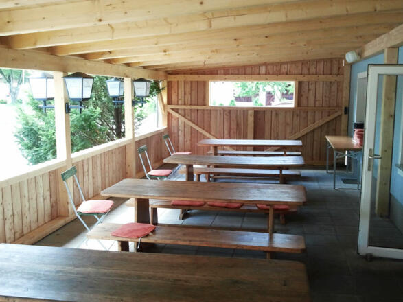 Franzi&#039;s Imbiss Stube in Feldham bei Vorchdorf Gartenlaube