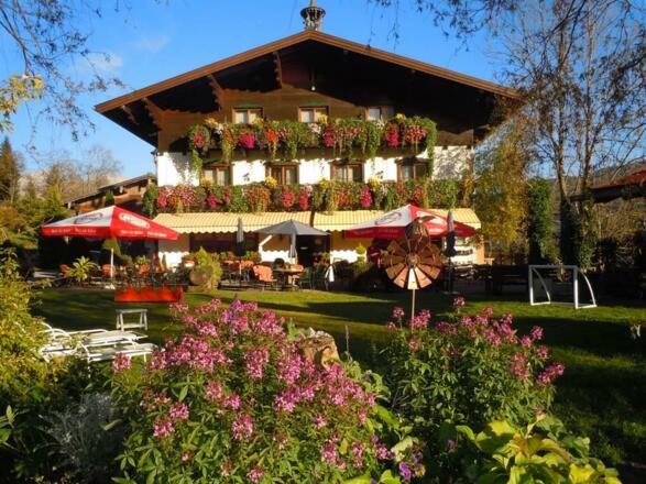 Blumenpracht Pension Wildau im Lammertal