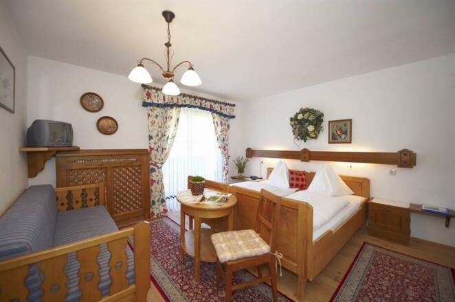 Familienzimmer m Dusche