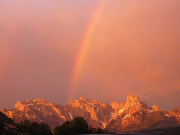 traumhafte Aussichten zum Gosaukamm