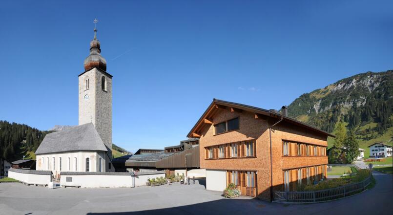 Lech, Katholische Pfarrkriche und alte Pfarrkirche Heiliger Nikolaus