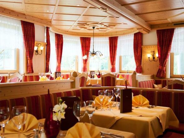 Hotel-Bergcristall-Saal-Juwel